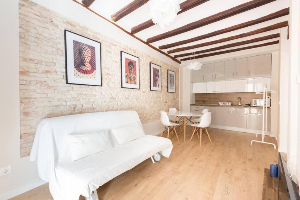 CASTA 2 - Apartamento céntrico de un dormitorio con opción de garaje Saragoça Exterior foto